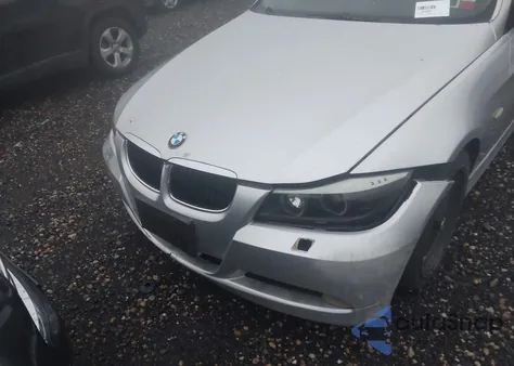 2008 BMW 328Xi z USA, uszkodzony, nr VIN WBAVC93508K037202